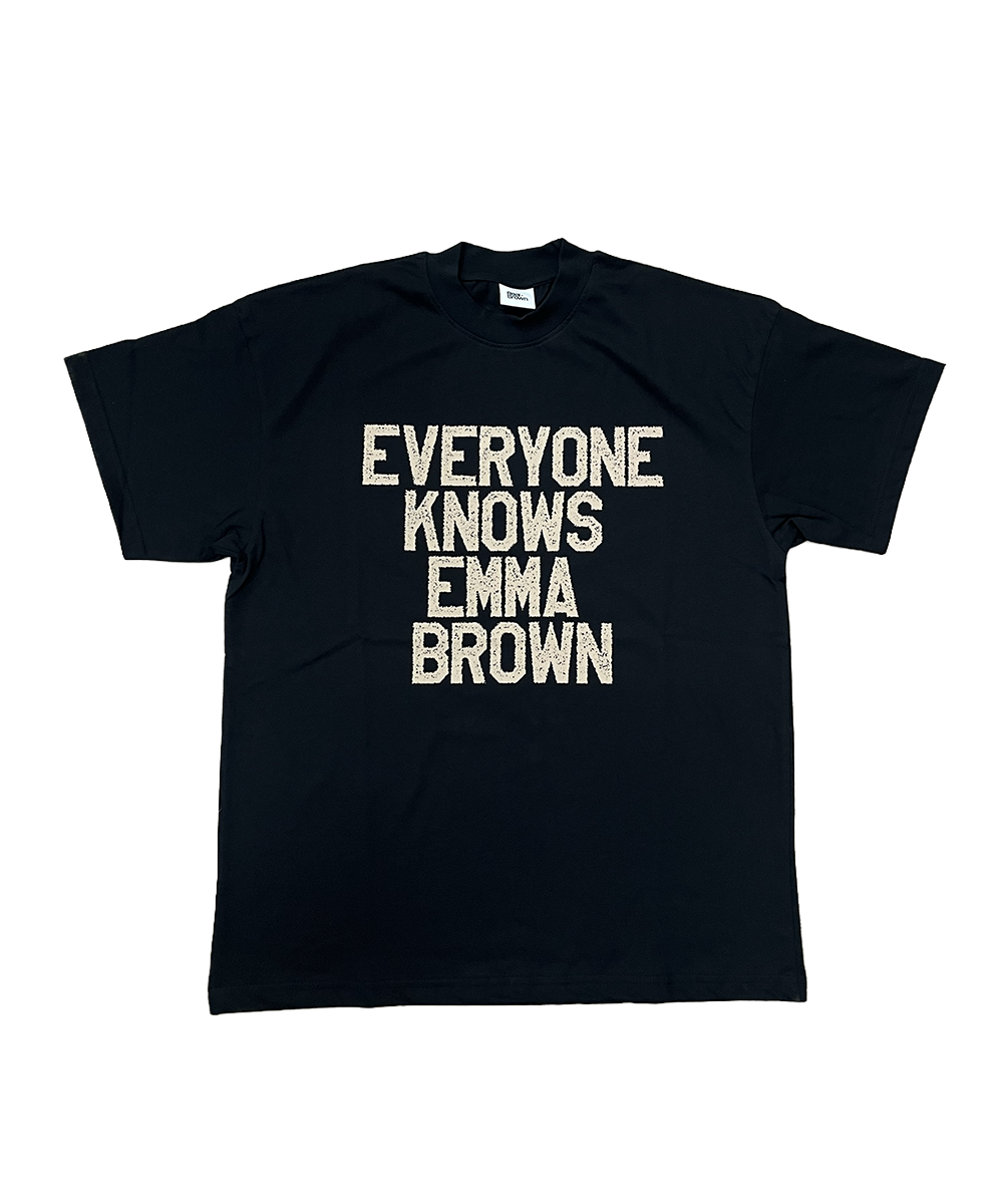 T-shirt - Everyone Knows Emma Brown